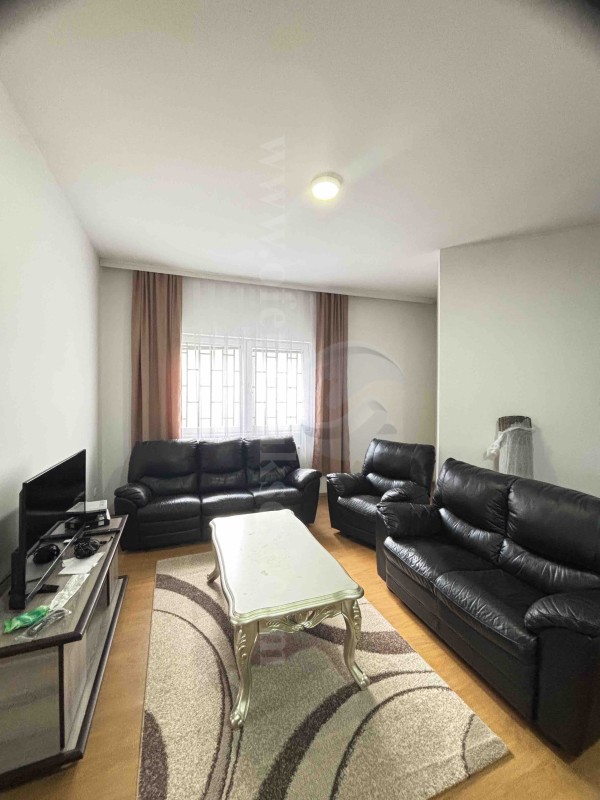 Jap me qira banesen 84m2 kati i -I- / Prishtine — fotografia 1