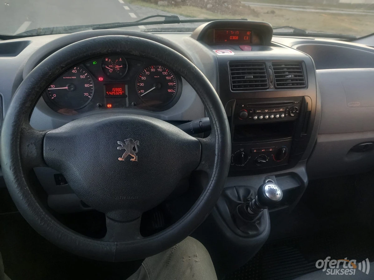 Shes Peugeot Furgon 2.0 HDI — fotografia 4