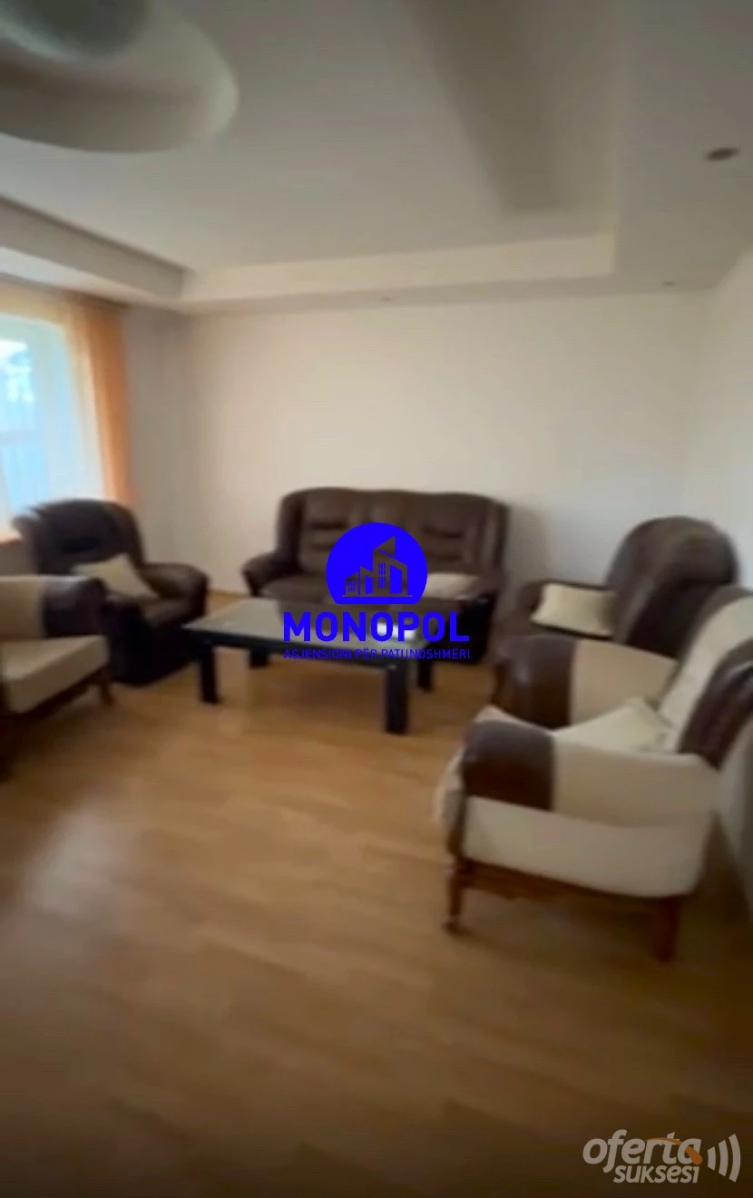 Jap me qira shtëpin 210m2 / Prishtinë — fotografia 1