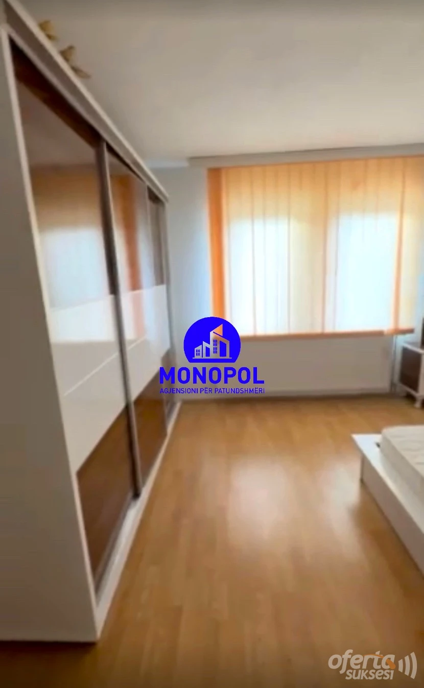 Jap me qira shtëpin 210m2 / Prishtinë — fotografia 3