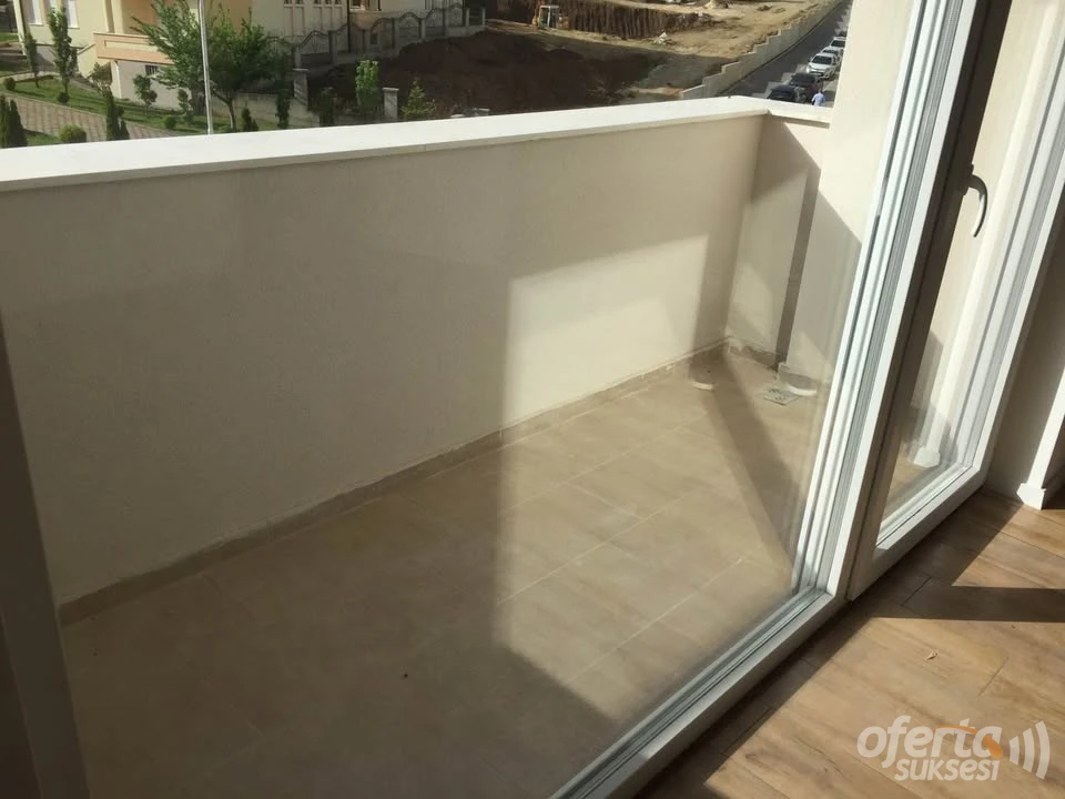 Banesë Zyre me qira në Lagjen e Spitalit-Prishtinë — fotografia 5