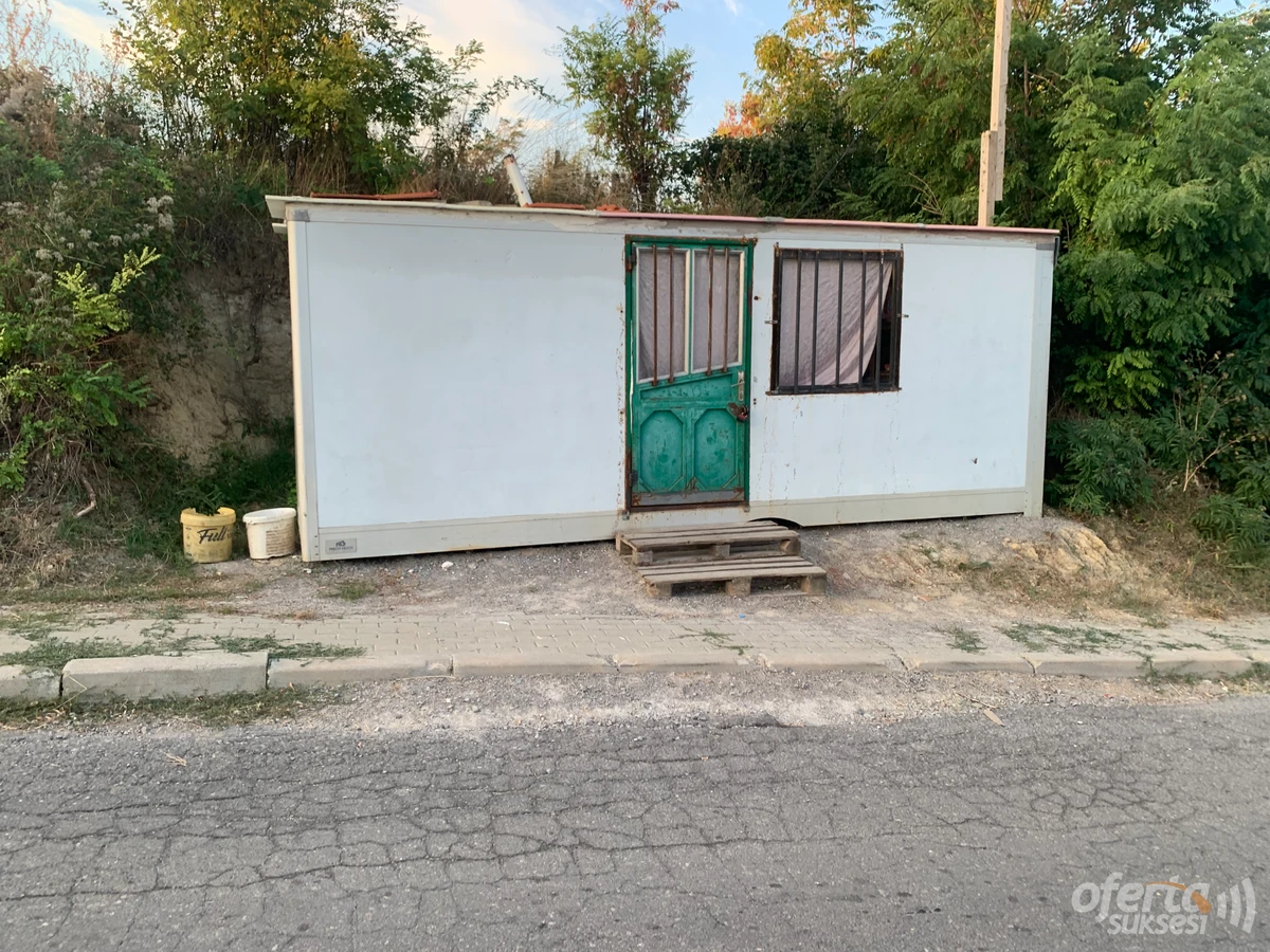 Shes kiosken ne gjendje shume te mire — fotografia 1